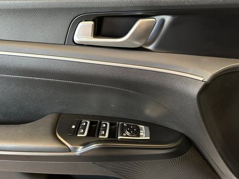 Used 2022 Kia K5 LXS image 18