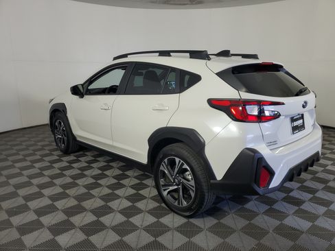 Used 2025 Subaru Crosstrek 2.5i Premium AWD/4WD image 6