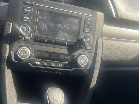 Used 2020 Honda Civic LX image 24