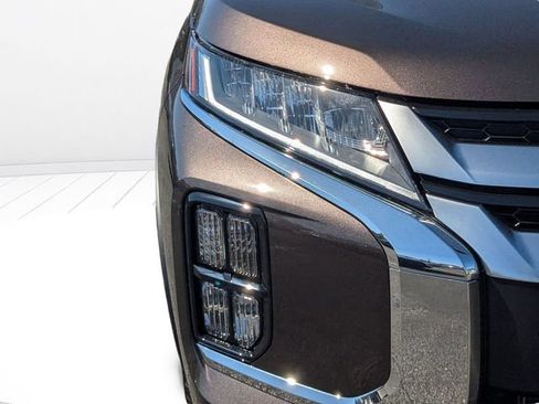 New 2026 Mitsubishi Outlander Sport SE AWD/4WD image 9