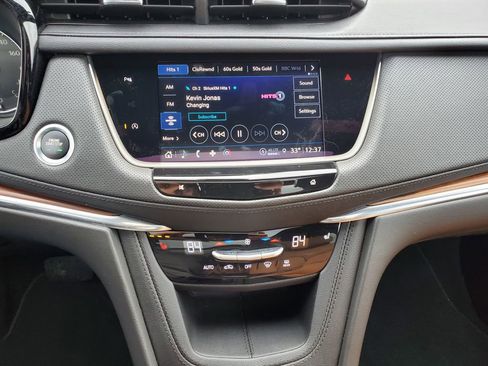 Certified 2022 Cadillac XT5 Premium Luxury image 32