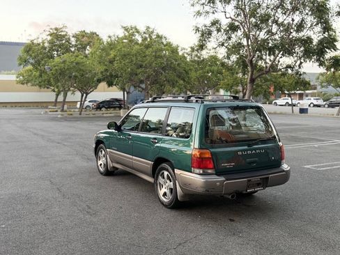 Used 1998 Subaru Forester S AWD/4WD image 4
