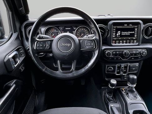 Used 2022 Jeep Wrangler Unlimited Sport AWD/4WD image 12