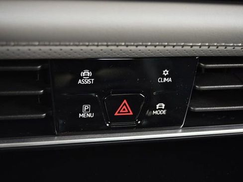 New 2026 Volkswagen Atlas Peak Edition image 15