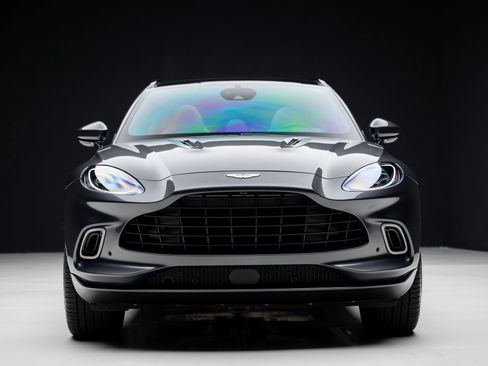 Used 2023 Aston Martin DBX AWD/4WD image 8