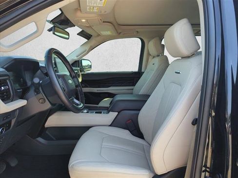 Certified 2023 Ford Expedition Max Platinum RWD image 16