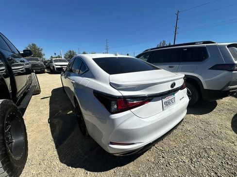 Used 2024 Lexus ES 350 F Sport w/ Accessory Package (Z2) FWD image 4