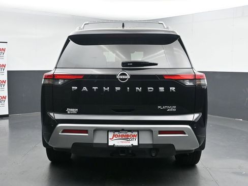 Used 2024 Nissan Pathfinder Platinum w/ Cargo Package image 8
