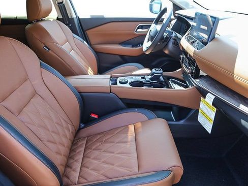 New 2026 Nissan Rogue Platinum AWD/4WD image 26