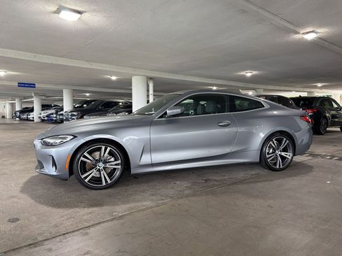 Used 2024 BMW 430i Coupe w/ Premium Package RWD image 2