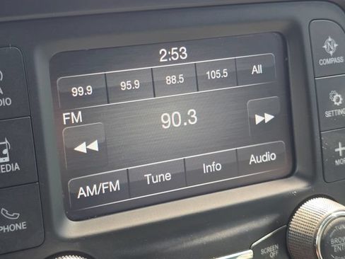 Used 2022 RAM 1500 Big Horn AWD/4WD image 10