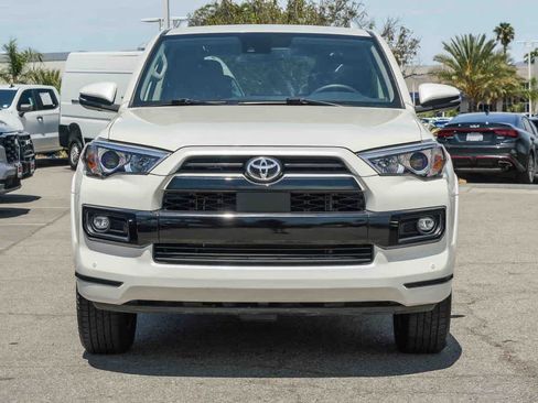 Used 2021 Toyota 4Runner Limited AWD/4WD image 2