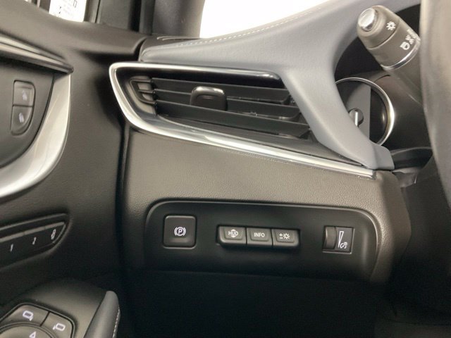 Used 2023 Buick Enclave Premium w/ Experience Buick Package AWD/4WD image 21