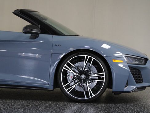 Used 2020 Audi R8 V10 performance image 32