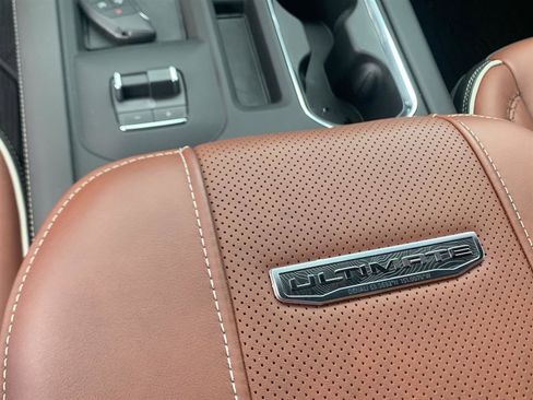 Used 2024 GMC Sierra 2500 Denali Ultimate AWD/4WD image 26