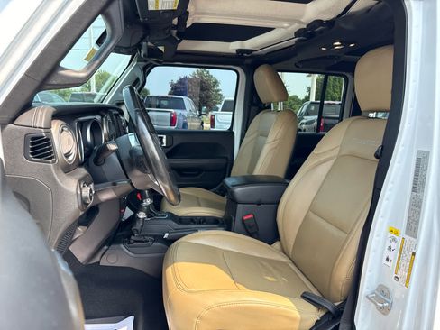 Used 2019 Jeep Wrangler Unlimited Rubicon AWD/4WD image 11