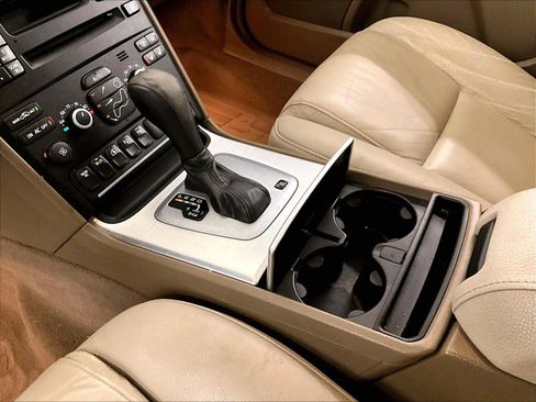 Used 2013 Volvo XC90 3.2 image 17