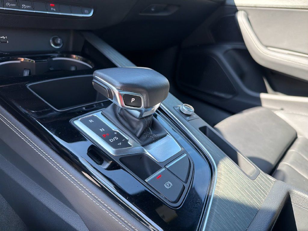 Used 2024 Audi A4 2.0T Premium Plus AWD/4WD image 18