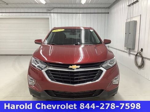Used 2020 Chevrolet Equinox LT w/ Driver Convenience Package image 2
