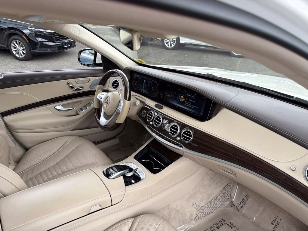 Used 2020 Mercedes-Benz S 560 4MATIC Sedan image 18