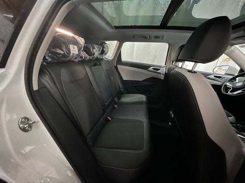 New 2026 Volkswagen Taos SE AWD/4WD image 26