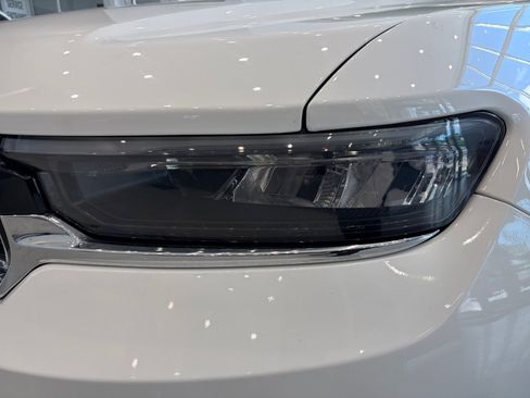 Used 2024 Jeep Grand Cherokee Limited 4xe AWD/4WD image 9