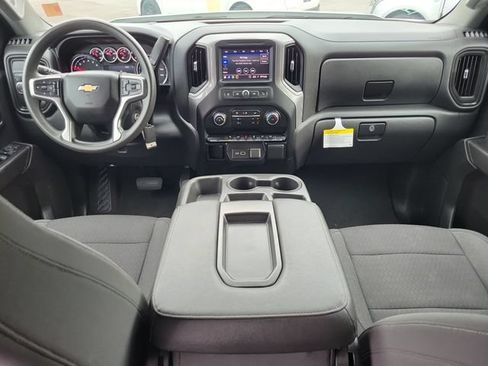 Used 2022 Chevrolet Silverado 1500 Custom w/ Safety Confidence Package RWD image 10