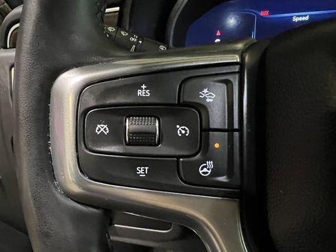 Used 2023 Chevrolet Tahoe Z71 w/ Luxury Package image 23