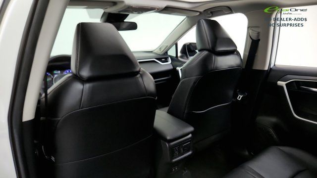 Used 2021 Toyota RAV4 XLE Premium AWD/4WD image 45