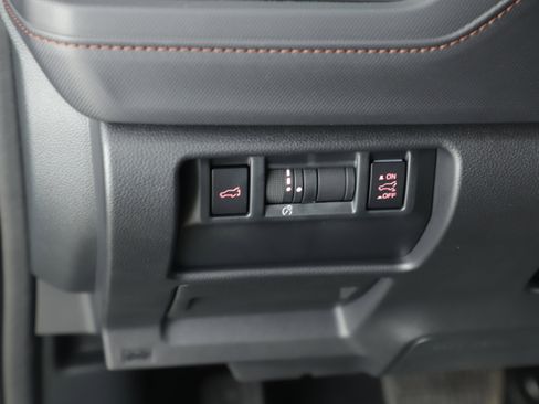 Used 2025 Subaru Forester Touring image 20