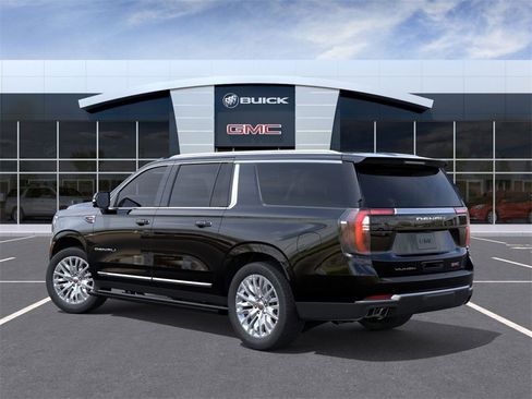 New 2026 GMC Yukon XL Denali image 3