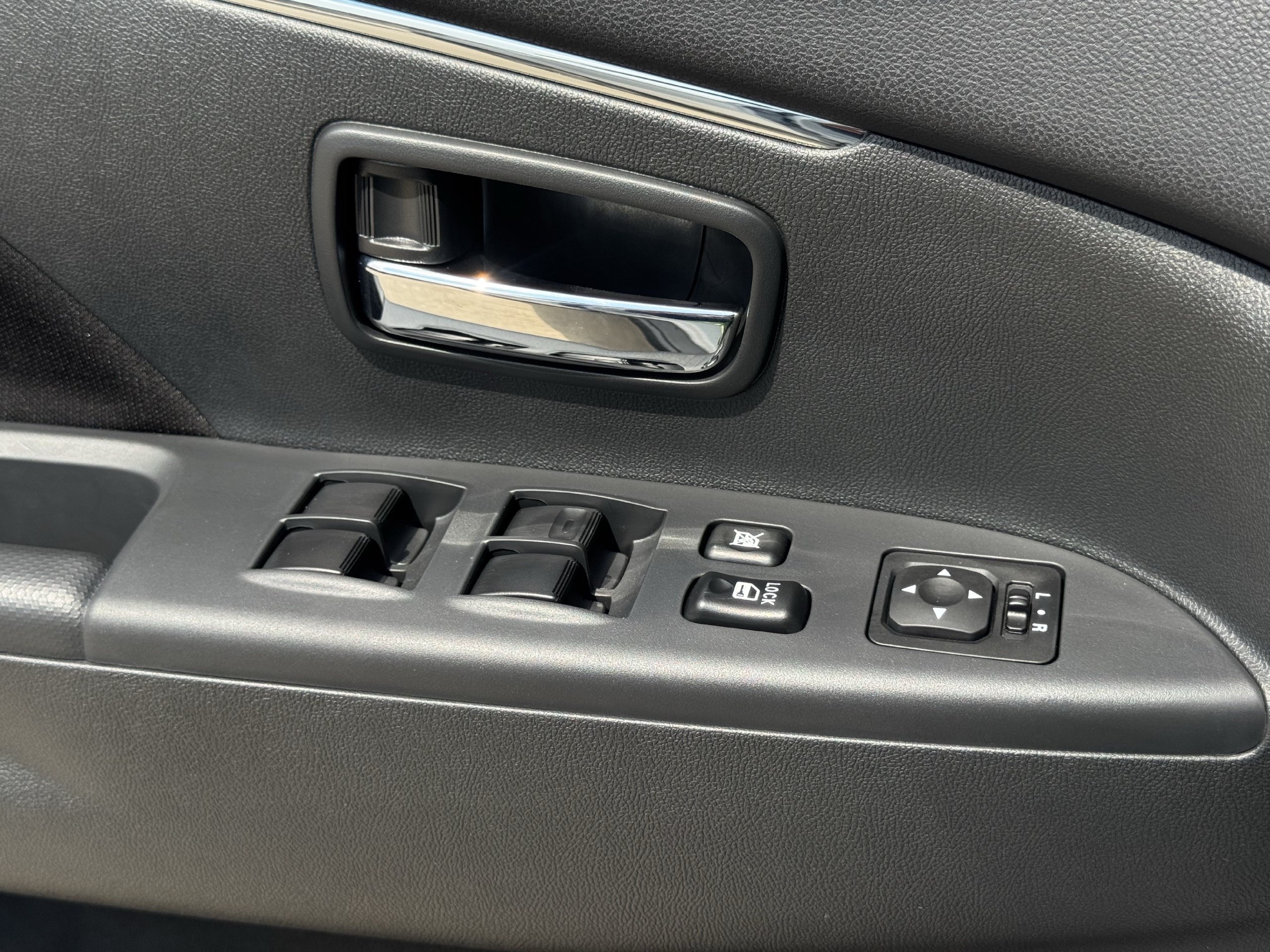 New 2027 Mitsubishi Outlander Sport ES AWD/4WD image 18