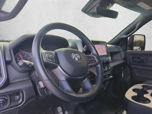 Used 2025 RAM 2500 Tradesman w/ Chrome Appearance Group image 28