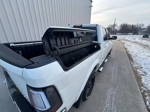 Used 2016 RAM 1500 Laramie w/ Convenience Group image 5