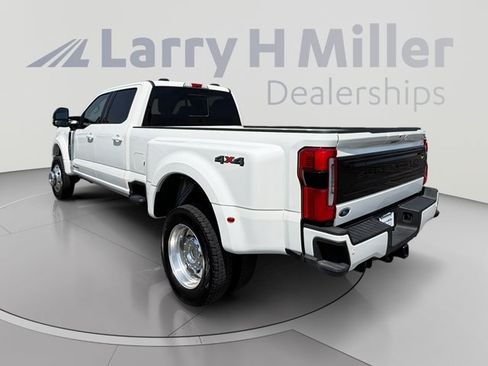 Certified 2026 Ford F450 Platinum AWD/4WD image 3