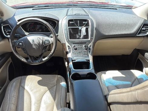 Used 2016 Lincoln MKX Reserve w/ Climate Package image 30