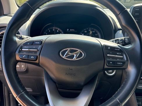 Used 2019 Hyundai Kona Ultimate AWD/4WD image 16
