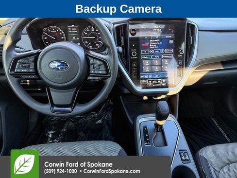 Used 2024 Subaru Crosstrek 2.0i Premium image 3