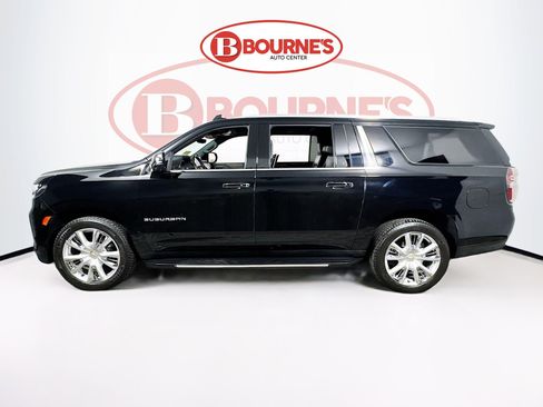 Used 2023 Chevrolet Suburban High Country image 10