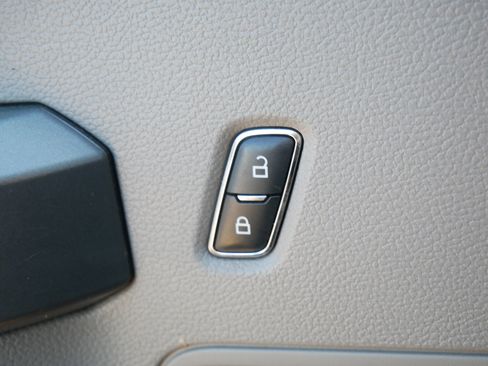 Used 2016 Ford F150 XLT w/ Equipment Group 302A Luxury image 27