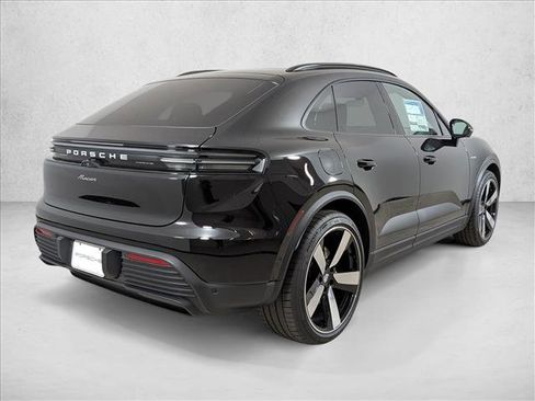 New 2026 Porsche Macan Electric image 9