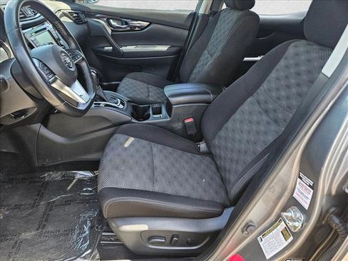Used 2019 Nissan Rogue Sport SV w/ All-Weather Package AWD/4WD image 15
