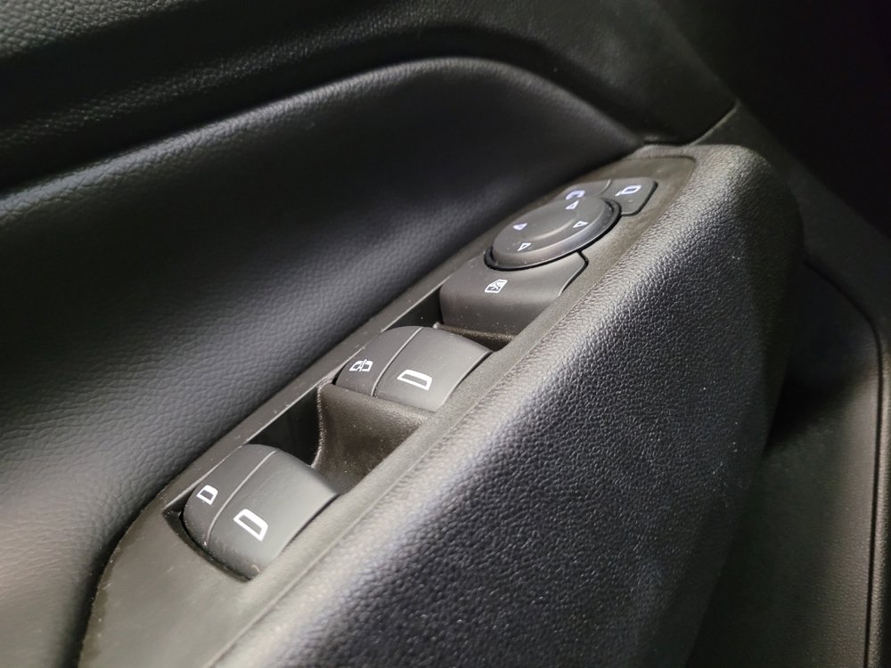 Used 2023 Chevrolet Equinox LT FWD image 27