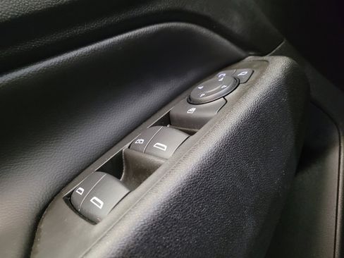 Used 2023 Chevrolet Equinox LT FWD image 27