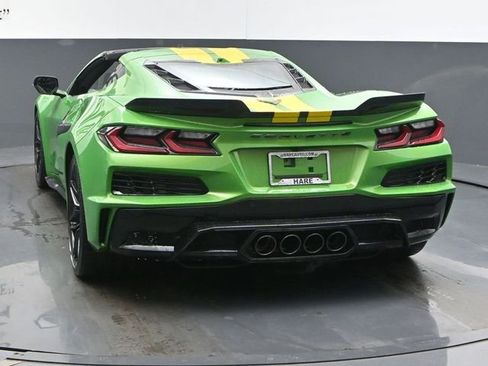 New 2026 Chevrolet Corvette Z06 w/ Stealth Interior Trim Package image 17