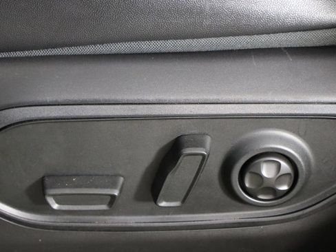 Used 2024 Jeep Grand Cherokee Limited AWD/4WD image 23