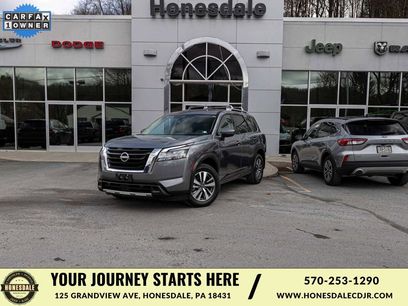 Used 2023 Nissan Pathfinder SL