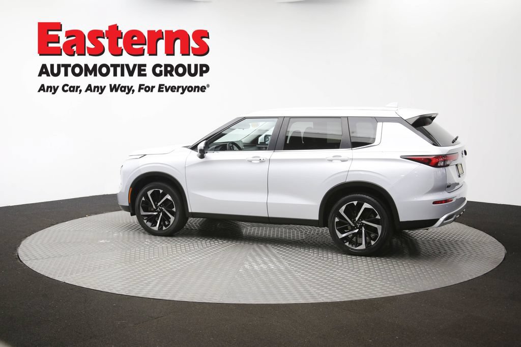 Used 2024 Mitsubishi Outlander SE AWD/4WD image 62