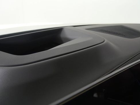 New 2026 BMW X5 sDrive40i RWD image 18