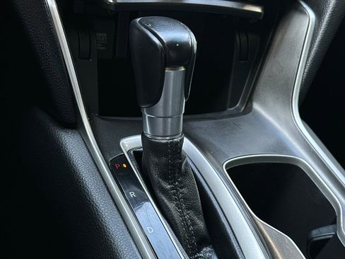 Used 2018 Honda Accord Sport image 20